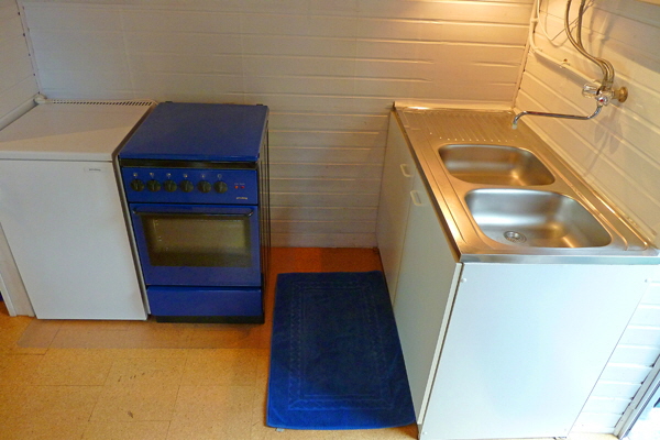 05-P1060163-Kühlschrank, E-Herd, Spüle-1-B600 05-P1060163-Kühlschrank, E-Herd, Spüle-1-B600